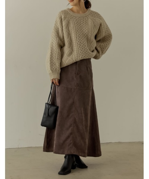 Re:EDIT（リエディ）の「ウールタッチオーバーサイズケーブルニットトップス（ニット/セーター・レディース・アイボリー/ベージュ/ブラウン/パープル・MEDIUM/LARGE）」の11枚目の写真