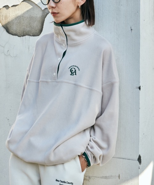 Auntie Rosa Holiday(アンティローザホリデー)の「フリーススタンドプルオーバー / ブルゾン(その他トップス・レディース・ネイビー/アイボリー/チャコールグレー・FREE)」の2枚目の写真