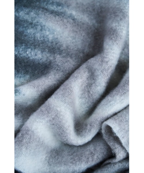 AZUL by moussy(アズールバイマウジー)の「TIE DYE FLUFFY STOLEⅡ/タイダイフラッフィーストールⅡ(マフラー・レディース・ベージュ系その他/グレー系その他・FREE)」の20枚目の写真