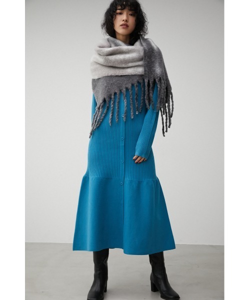 AZUL by moussy(アズールバイマウジー)の「TIE DYE FLUFFY STOLEⅡ/タイダイフラッフィーストールⅡ(マフラー・レディース・ベージュ系その他/グレー系その他・FREE)」の6枚目の写真