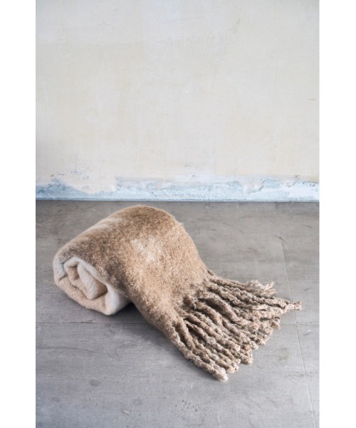 AZUL by moussy(アズールバイマウジー)の「TIE DYE FLUFFY STOLEⅡ/タイダイフラッフィーストールⅡ(マフラー・レディース・ベージュ系その他/グレー系その他・FREE)」の9枚目の写真