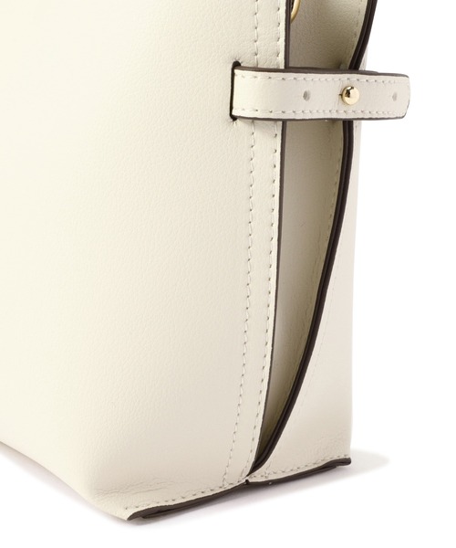 N.（N. Natural Beauty Basic）（エヌエヌナチュラルビューティーベーシック）の「◆サイドベルトミニショルダーバッグ（ショルダーバッグ・レディース・ブラック/オフホワイト/グレイッシュベージュ・ﾌﾘ-）」の20枚目の写真