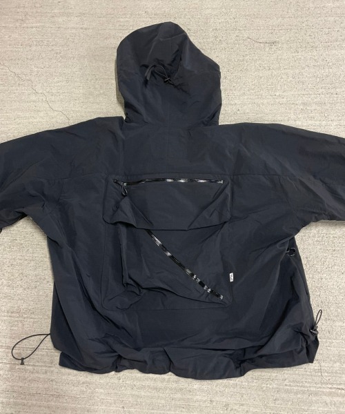 CMF OUTDOOR GARMENT（シーエムエフアウトドアガーメント）の「CMF OUTDOOR GARMENT × BEAVER/シーエムエフ アウトドアガーメント×BEAVER　別注 GUIDE SHELL NYLON 別注ガイドシェルナイロン（マウンテンパーカー・メンズ・ブラック・L/M）」の6枚目の写真