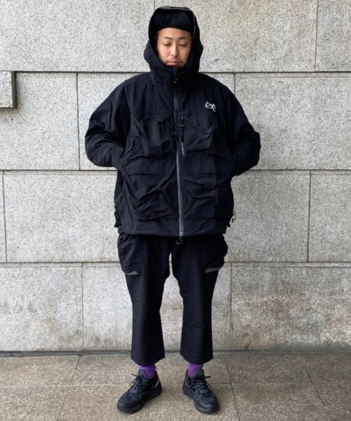 CMF OUTDOOR GARMENT（シーエムエフアウトドアガーメント）の「CMF OUTDOOR GARMENT × BEAVER/シーエムエフ アウトドアガーメント×BEAVER　別注 GUIDE SHELL NYLON 別注ガイドシェルナイロン（マウンテンパーカー・メンズ・ブラック・L/M）」の11枚目の写真