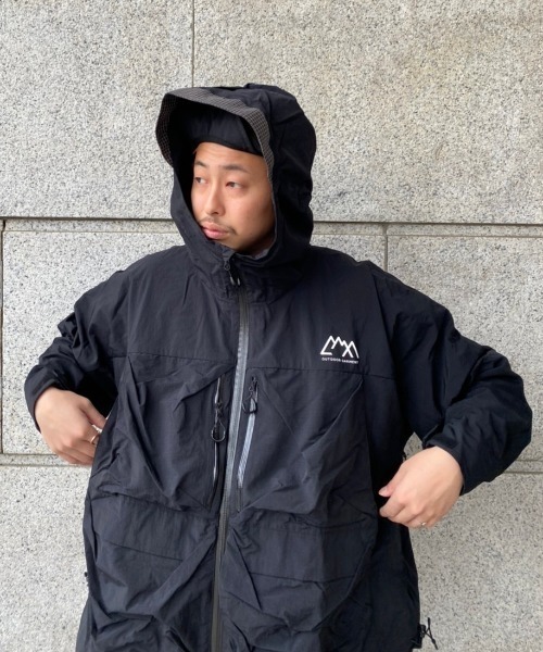 CMF OUTDOOR GARMENT（シーエムエフアウトドアガーメント）の「CMF OUTDOOR GARMENT × BEAVER/シーエムエフ アウトドアガーメント×BEAVER　別注 GUIDE SHELL NYLON 別注ガイドシェルナイロン（マウンテンパーカー・メンズ・ブラック・L/M）」の15枚目の写真