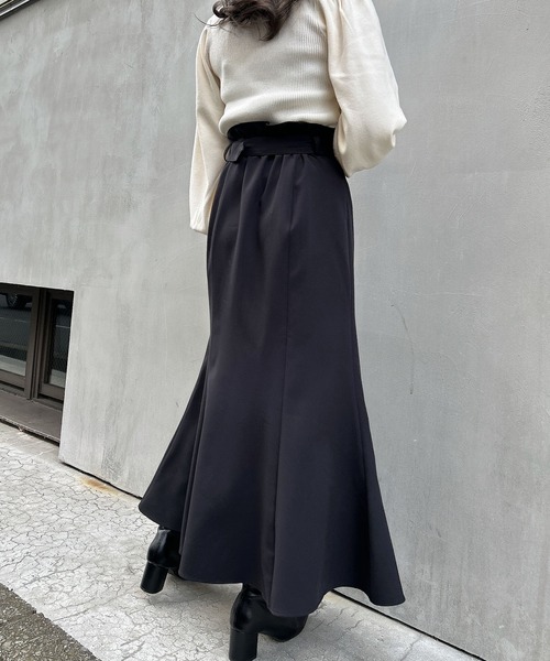 INGNI（イング）の「共ベルト付金ボタンマーメイド／スカート（スカート・レディース・ピンク/ブルー/ブラック/ライトベージュ・FREE）」の5枚目の写真