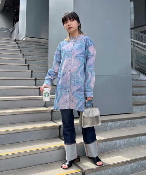 CIAOPANIC(チャオパニック)の「マーブルバックリボンチュニックブラウス(シャツ/ブラウス・レディース・ピンク/ブルー・FREE)」の4枚目の写真