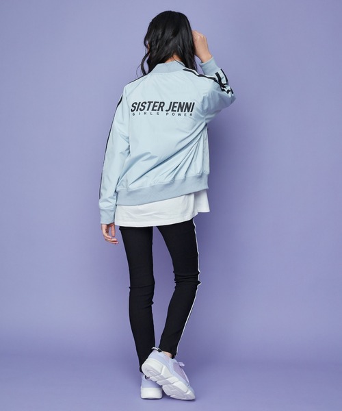 SISTER JENNI（SISTER JENNI）の「袖ラインブルゾン（ブルゾン・キッズ・ピンク/サックスブルー/アイボリー・130cm/140cm/160cm/150cm）」の4枚目の写真