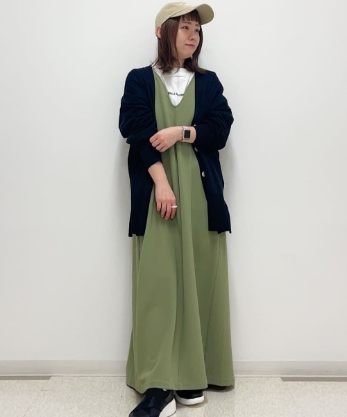 RAY CASSIN FAVORI（レイカズンフェバリ）の「・RAY　CASSIN　Vネックジャンスカ（ワンピース・レディース・グレイッシュベージュ/ブラック/カーキ・FREE）」の5枚目の写真