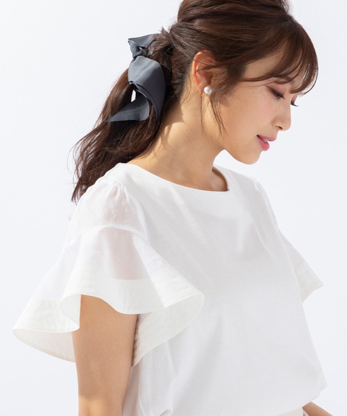 Rose Tiara(ローズティアラ)の「袖フレア異素材切替カットソー(Tシャツ/カットソー・レディース・ブルー/ブラック/オフホワイト・46/40/42/38)」の2枚目の写真