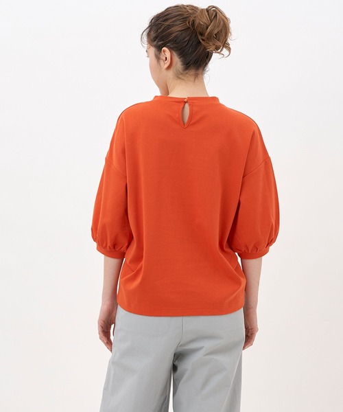 NIMES（ニーム）の「ギャザースリーブカットソー（Tシャツ/カットソー・レディース・オフホワイト/ネイビー/オレンジ/サックスブルー・FREE）」の6枚目の写真