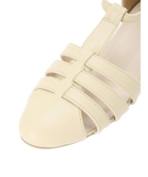 Te chichi TERRASSE（テチチテラス）の「チャンキーヒールグルカサンダル（サンダル・レディース・ブラック/オフホワイト/ベージュ・MEDIUM/LARGE）」の14枚目の写真