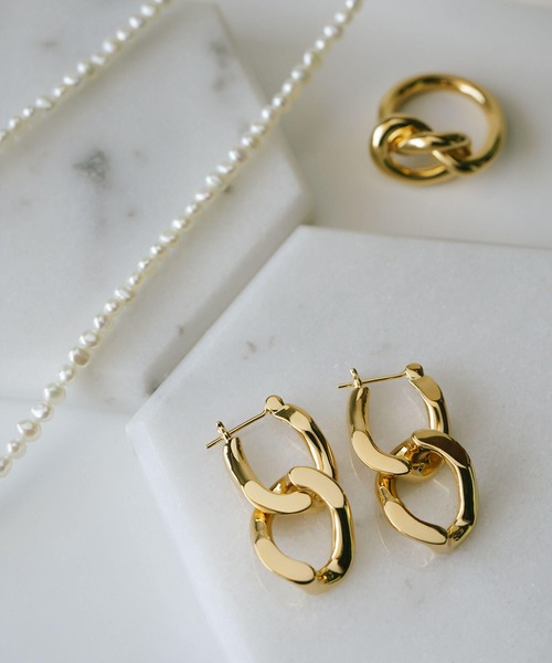 Ops.（オプス）の「ピアス アレルギー対応 ゴールド ピアス シルバー925【NEVIEN ネビア】（ピアス（両耳用）・レディース・シルバー/イエローゴールド/シルバー系その他/ゴールド系その他・ONE SIZE）」の12枚目の写真