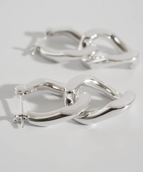 Ops.（オプス）の「ピアス アレルギー対応 ゴールド ピアス シルバー925【NEVIEN ネビア】（ピアス（両耳用）・レディース・シルバー/イエローゴールド/シルバー系その他/ゴールド系その他・ONE SIZE）」の18枚目の写真