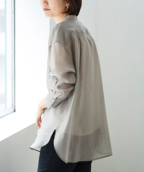 le.coeur blanc(ルクールブラン)の「エアリーローンシアーシャツ(シャツ/ブラウス・レディース・モカ/イエロー/ブルー・38)」の18枚目の写真