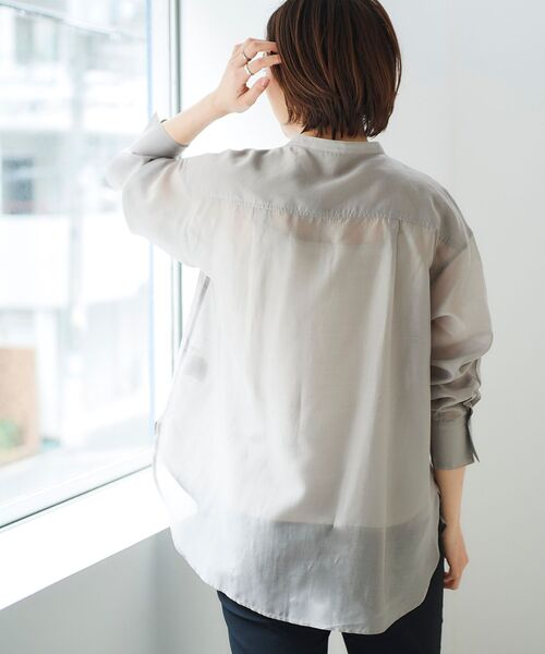 le.coeur blanc(ルクールブラン)の「エアリーローンシアーシャツ(シャツ/ブラウス・レディース・モカ/イエロー/ブルー・38)」の20枚目の写真