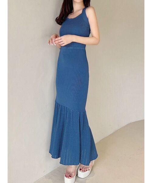 RESEXXY（リゼクシー）の「バックオープンマーメイドニットワンピース（ワンピース・レディース・ブラック/ブルー/レッド・FREE）」の3枚目の写真