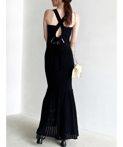 RESEXXY（リゼクシー）の「バックオープンマーメイドニットワンピース（ワンピース・レディース・ブラック/ブルー/レッド・FREE）」の2枚目の写真