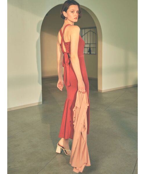 RESEXXY（リゼクシー）の「バックオープンマーメイドニットワンピース（ワンピース・レディース・ブラック/ブルー/レッド・FREE）」の9枚目の写真