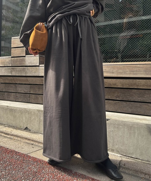 カットオフスウェットワイドパンツ -手洗い可-（スウェットパンツ）｜Audrey and John Wad（オードリーアンドジョンワッド）