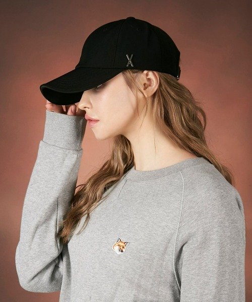 VARZAR（バザール）の「VARZAR(バザール)/Silver stud over fit ball cap/シルバー スタッズ オーバーフィット ベースボール キャップ（キャップ・レディース・ブラック/ベージュ・FREE）」の5枚目の写真