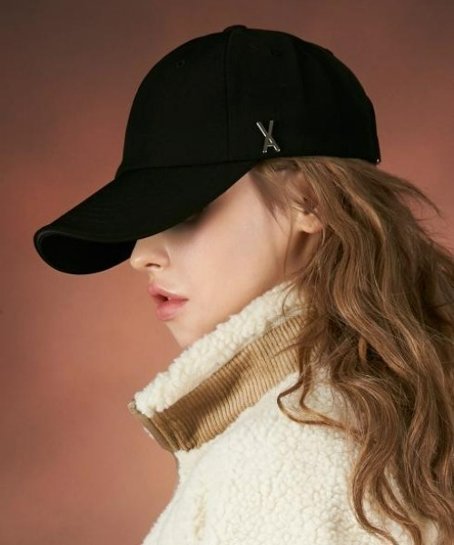 VARZAR（バザール）の「VARZAR(バザール)/Silver stud over fit ball cap/シルバー スタッズ オーバーフィット ベースボール キャップ（キャップ・レディース・ブラック/ベージュ・FREE）」の13枚目の写真