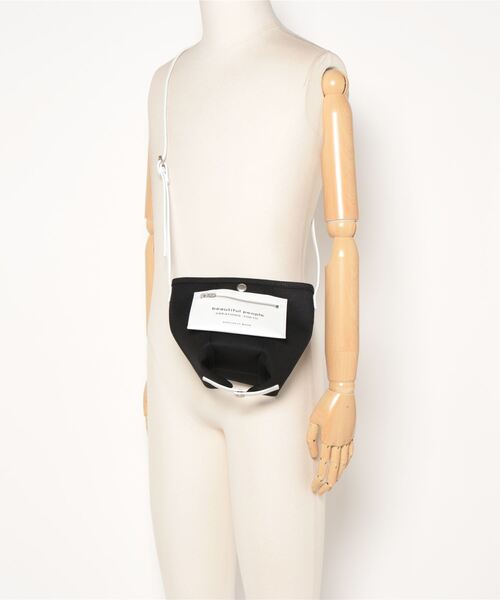 beautiful people（ビューティフルピープル）の「beautiful people lining logo pocket mini shoulder bag 7345611967（ショルダーバッグ・レディース・ブラック/オフホワイト・FREE）」の11枚目の写真