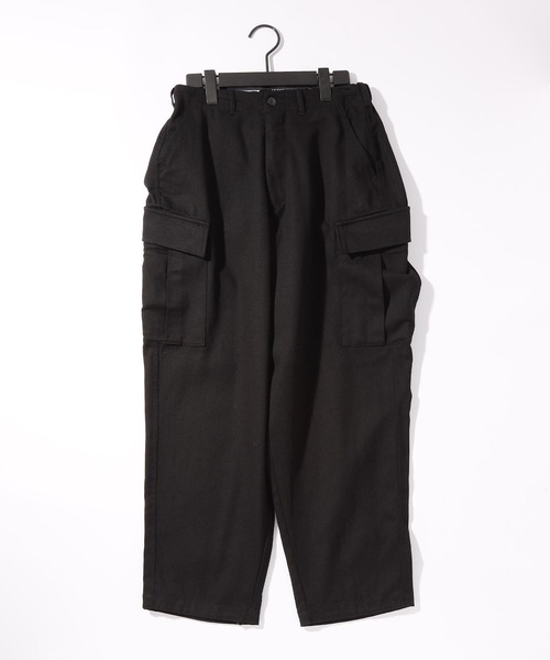 THISIS(ディスイズ)の「ツイル カーゴパンツ(カーゴパンツ・メンズ・ブラック/カーキ/ベージュ・LARGE/X-LARGE/MEDIUM)」の2枚目の写真