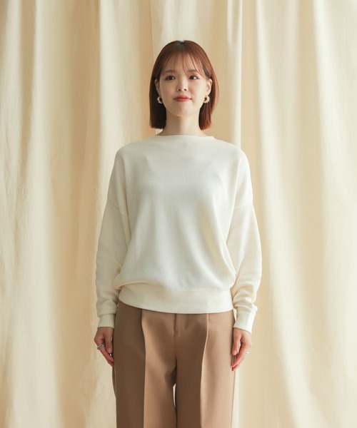 URBAN RESEARCH DOORS(アーバンリサーチドアーズ)の「タックフライスロングスリーブTシャツ(Tシャツ/カットソー・レディース・イエロー系その他/ブラック/グレー系その他/ナチュラル・MEDIUM)」の18枚目の写真