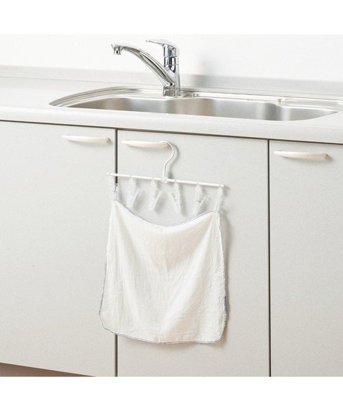 無印良品（ムジルシリョウヒン）の「アルミ直線ハンガー　約幅３５ｃｍ・６ピンチ（ランドリーグッズ・メンズ・シルバー・FREE）」の8枚目の写真