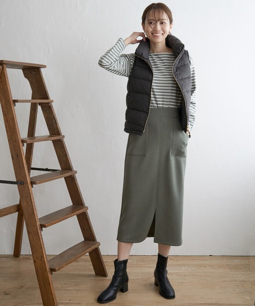 ikka（イッカ）の「細コールボリューム襟ベスト（ダウンベスト・レディース・チャコールグレー/ベージュ・M/L/S）」の4枚目の写真