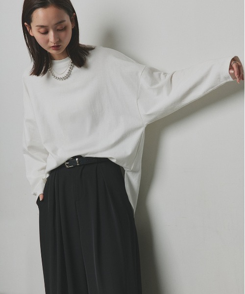 ad thie(アドティエ)の「ラウンドスリット チュニック ロングTシャツ(Tシャツ/カットソー・レディース・ダークブラウン/オフホワイト/パープル/ブラック/ライトグリーン/ベージュ/チャコール/ブラウン・FREE)」の16枚目の写真