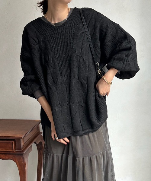 DouDou（ドゥドゥ）の「【新色追加】ケーブルチュニック（ニット/セーター・レディース・チャコールグレー/ベージュ/カーキ/ブラック・FREE）」の2枚目の写真