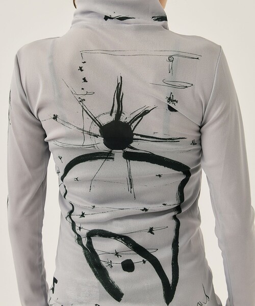 CYCLE(サイクル)の「【Cycle/サイクル 】Mayte × Cycle THE EMPRESS TAROT SKIN TOPS(Tシャツ/カットソー・レディース・グレー・FREE)」の10枚目の写真