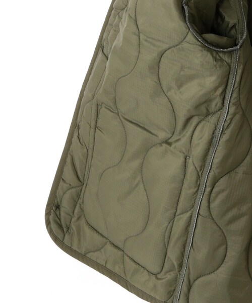 AVIREX（アヴィレックス）の「QILTING LINER JACKET / キルティング ライナー ジャケット / AVIREX / アヴィレックス（ミリタリージャケット・メンズ・ブラック/オリーブ系・2XL/M/L/XL）」の6枚目の写真