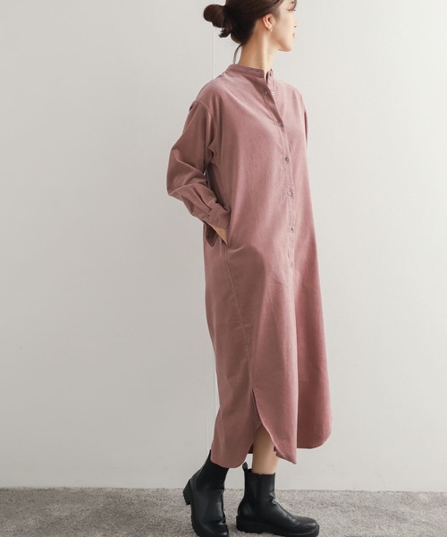 URBAN RESEARCH DOORS(アーバンリサーチドアーズ)の「『UR TECH』コーデュロイシャツワンピース(シャツワンピース・レディース・グレー/アイボリー/グリーン/ピンク/ベージュ/チャコールグレー/ミント・MEDIUM/SMALL)」の18枚目の写真