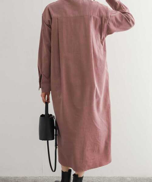 URBAN RESEARCH DOORS(アーバンリサーチドアーズ)の「『UR TECH』コーデュロイシャツワンピース(シャツワンピース・レディース・グレー/アイボリー/グリーン/ピンク/ベージュ/チャコールグレー/ミント・MEDIUM/SMALL)」の21枚目の写真