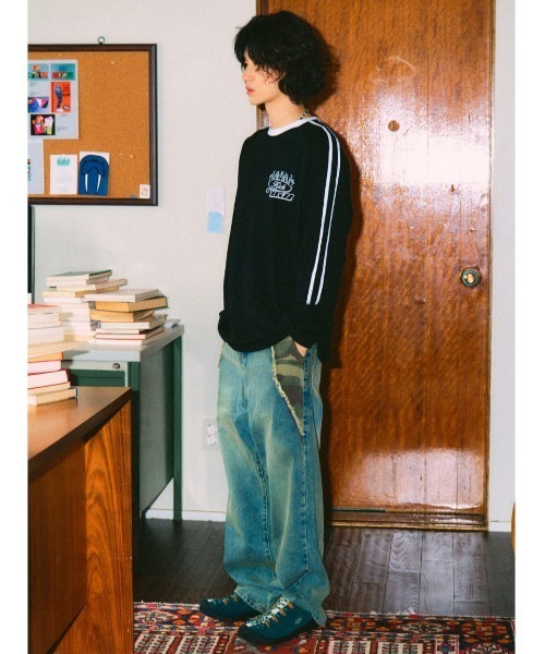 NASTY KICK(ナスティーキック)の「A'GEM/9 × .kom『NASTYKICK/NS+K/ナスティーキック』BxZZ Longsleeve/ライン柄 ファイヤーロゴ長袖Tシャツ(Tシャツ/カットソー・メンズ・ホワイト/ブラック・L)」の16枚目の写真