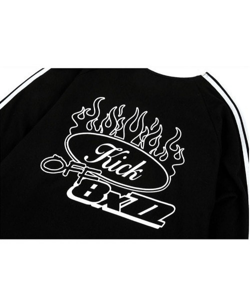 NASTY KICK(ナスティーキック)の「A'GEM/9 × .kom『NASTYKICK/NS+K/ナスティーキック』BxZZ Longsleeve/ライン柄 ファイヤーロゴ長袖Tシャツ(Tシャツ/カットソー・メンズ・ホワイト/ブラック・L)」の8枚目の写真