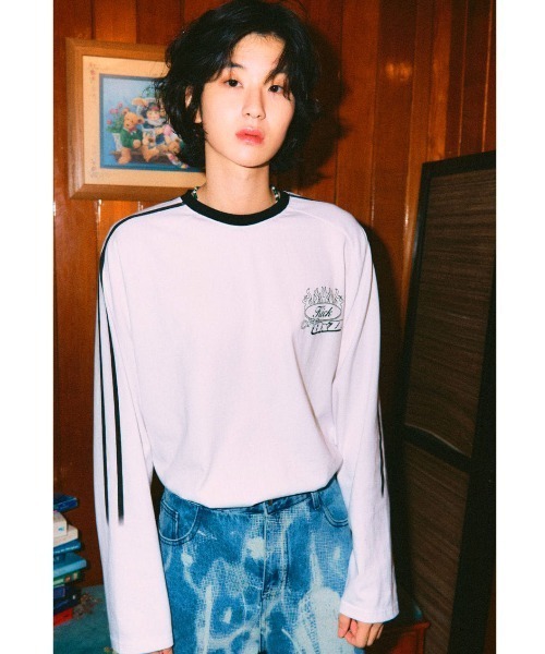 NASTY KICK(ナスティーキック)の「A'GEM/9 × .kom『NASTYKICK/NS+K/ナスティーキック』BxZZ Longsleeve/ライン柄 ファイヤーロゴ長袖Tシャツ(Tシャツ/カットソー・メンズ・ホワイト/ブラック・L)」の11枚目の写真