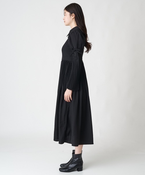 A de a.v.v（アードアー・ヴェ・ヴェ）の「フレアスリーブ消しプリーツワンピース（ワンピース・レディース・ブラック・38/36）」の21枚目の写真