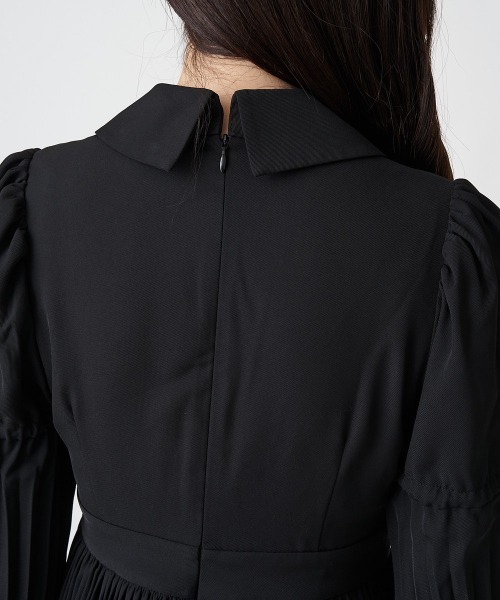 A de a.v.v（アードアー・ヴェ・ヴェ）の「フレアスリーブ消しプリーツワンピース（ワンピース・レディース・ブラック・38/36）」の13枚目の写真