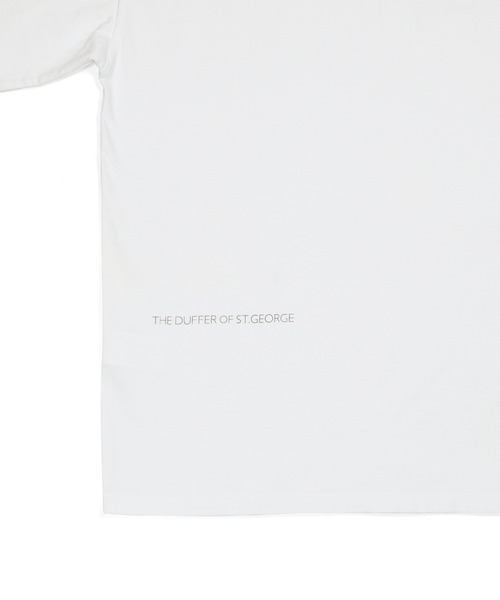 The DUFFER of ST.GEORGE（ザダファーオブセントジョージ）の「8oz HEAVY WEIGHT 3QUATER HENLEY TEE：ヘビーウェイト オーバーサイズ 7分袖 ヘンリーTシャツ（Tシャツ/カットソー・メンズ・ダークグリーン/ブラック/ホワイト・LARGE/X-LARGE/MEDIUM/SMALL）」の16枚目の写真