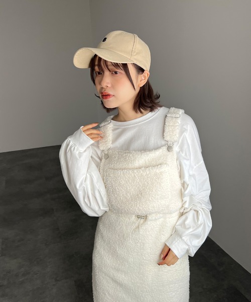 ISOOK（アイスー）の「【ISOOK / アイスー】ボアジャンパースカート / オーバーオール サロペット ZOZOTOWN限定（ジャンパースカート・レディース・アイボリー/ブラック・FREE）」の11枚目の写真