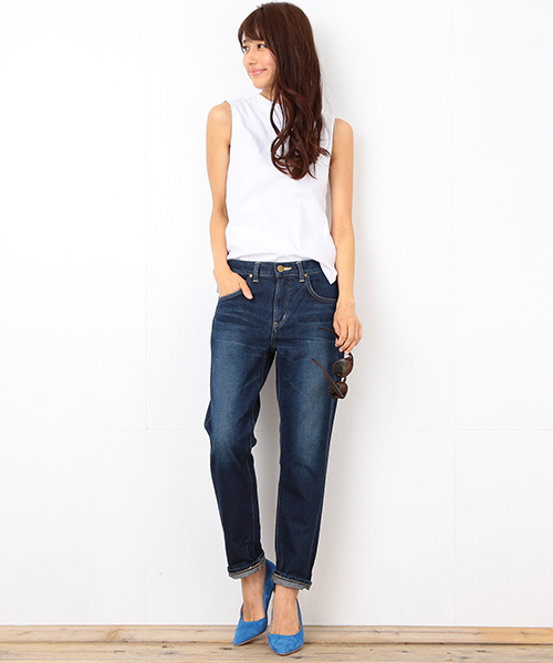 B:MING by BEAMS（ビーミングバイビームス）の「Lee / SLIMテーパードデニム（デニムパンツ・レディース・インディゴブルー・MEDIUM/SMALL/X-SMALL）」の4枚目の写真