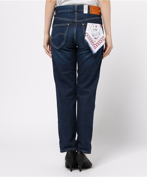 B:MING by BEAMS（ビーミングバイビームス）の「Lee / SLIMテーパードデニム（デニムパンツ・レディース・インディゴブルー・MEDIUM/SMALL/X-SMALL）」の21枚目の写真