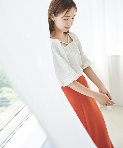 mysty woman（ミスティウーマン）の「リボンストリングプルオーバー　108224（Tシャツ/カットソー・レディース・オフホワイト/ブルー/ブラック/ライトグリーン・FREE）」の2枚目の写真