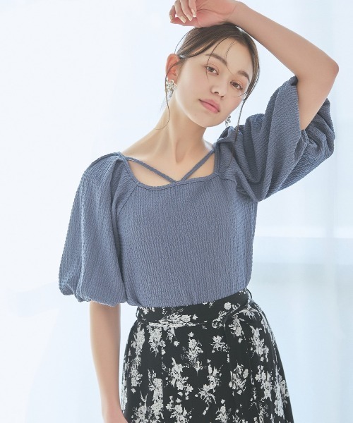 mysty woman（ミスティウーマン）の「リボンストリングプルオーバー　108224（Tシャツ/カットソー・レディース・オフホワイト/ブルー/ブラック/ライトグリーン・FREE）」の4枚目の写真