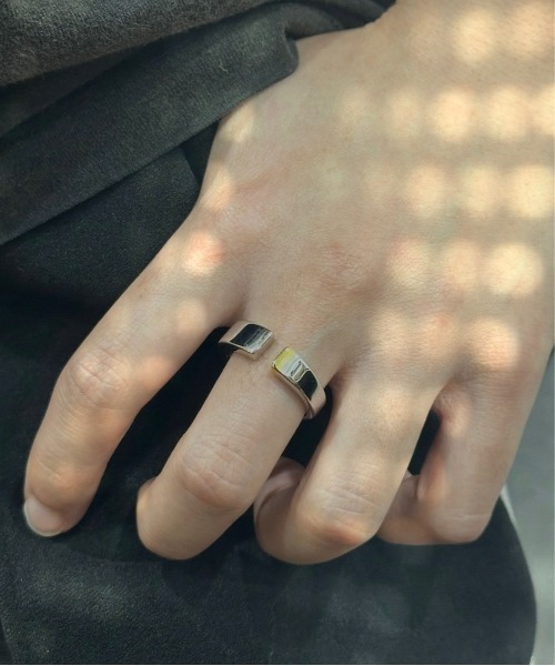 blatto（ブラット）の「【blatto 925silver】デザイン変形リング bla-ring-DZ149-8g U（リング・メンズ・シルバー・FREE）」の3枚目の写真