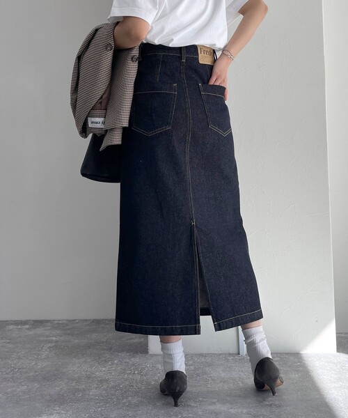 fredy emue(フレディエミュ)の「デニムロングスカート(デニムスカート・レディース・ネイビー/ブルー・38/36)」の16枚目の写真